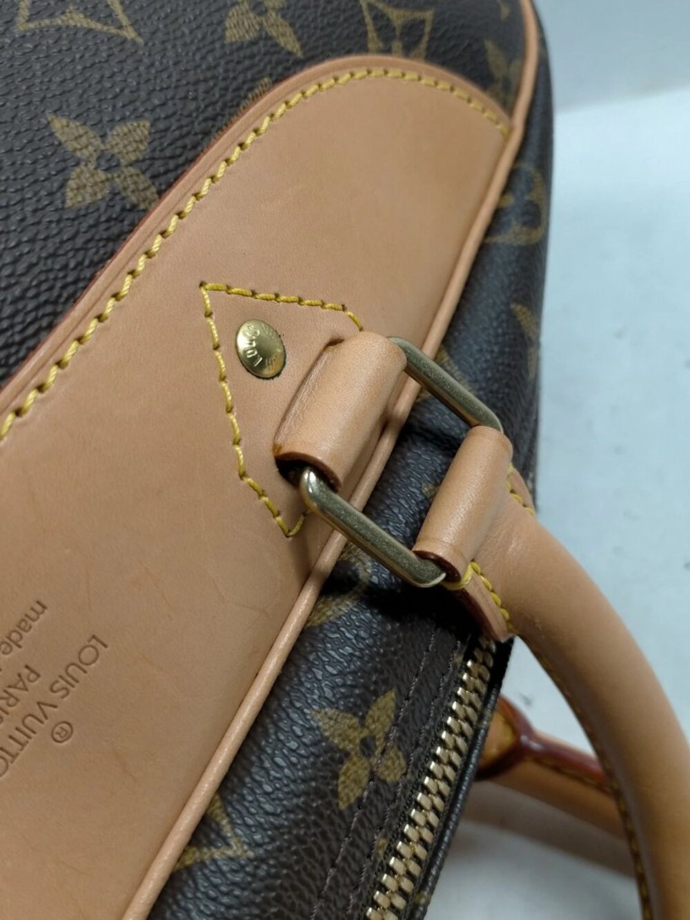 Authentic Louis Vuitton Evasion Monogram Canvas Travel Bag Gym Weekender LV - Picture 6 of 16